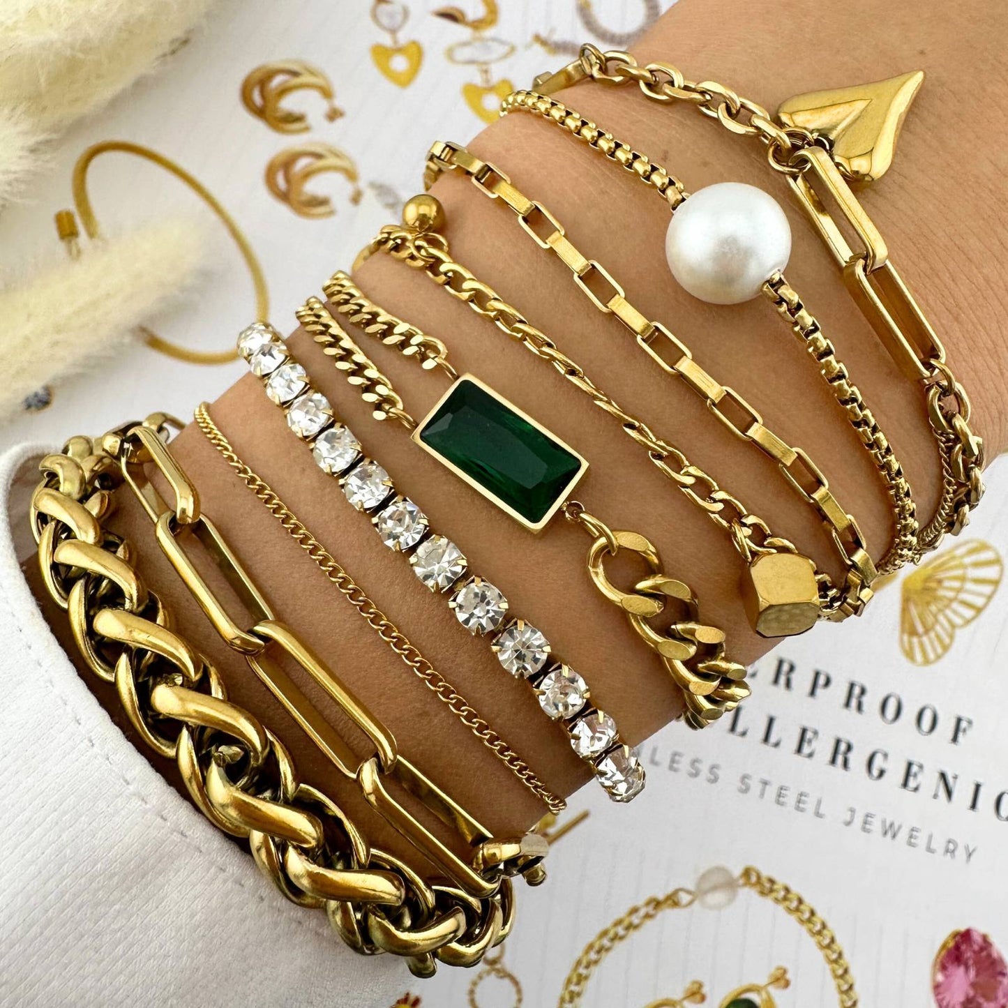 Elegant 18K Gold Plated Bracelet for Stylish Women