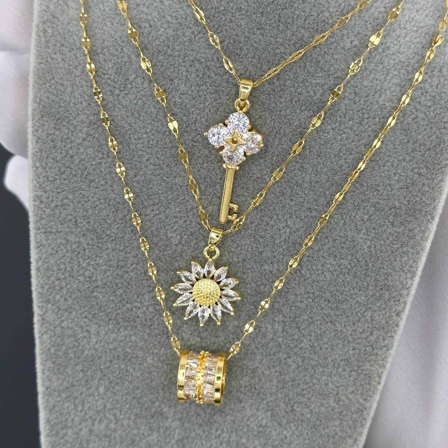 18K Gold Plated Necklace with Cubic Zirconia Inserts Stylish