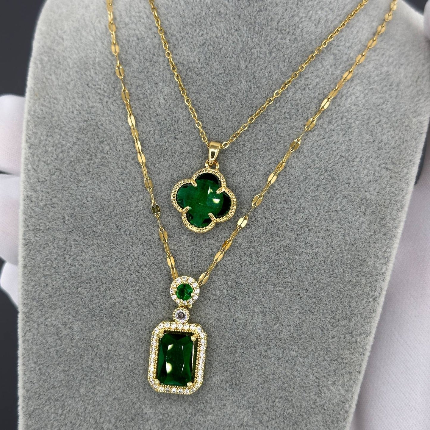 18K Gold Plated Necklace with Cubic Zirconia Inserts Elegant