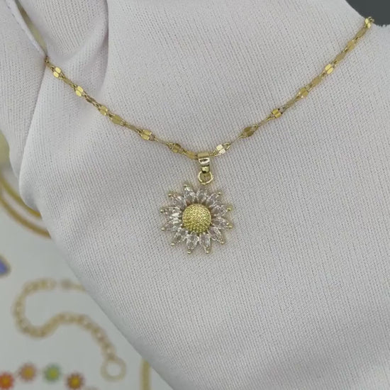 Delicate 18K Gold plated Necklace featuring a cubic zirconia pendant, waterproof and hypoallergenic design.